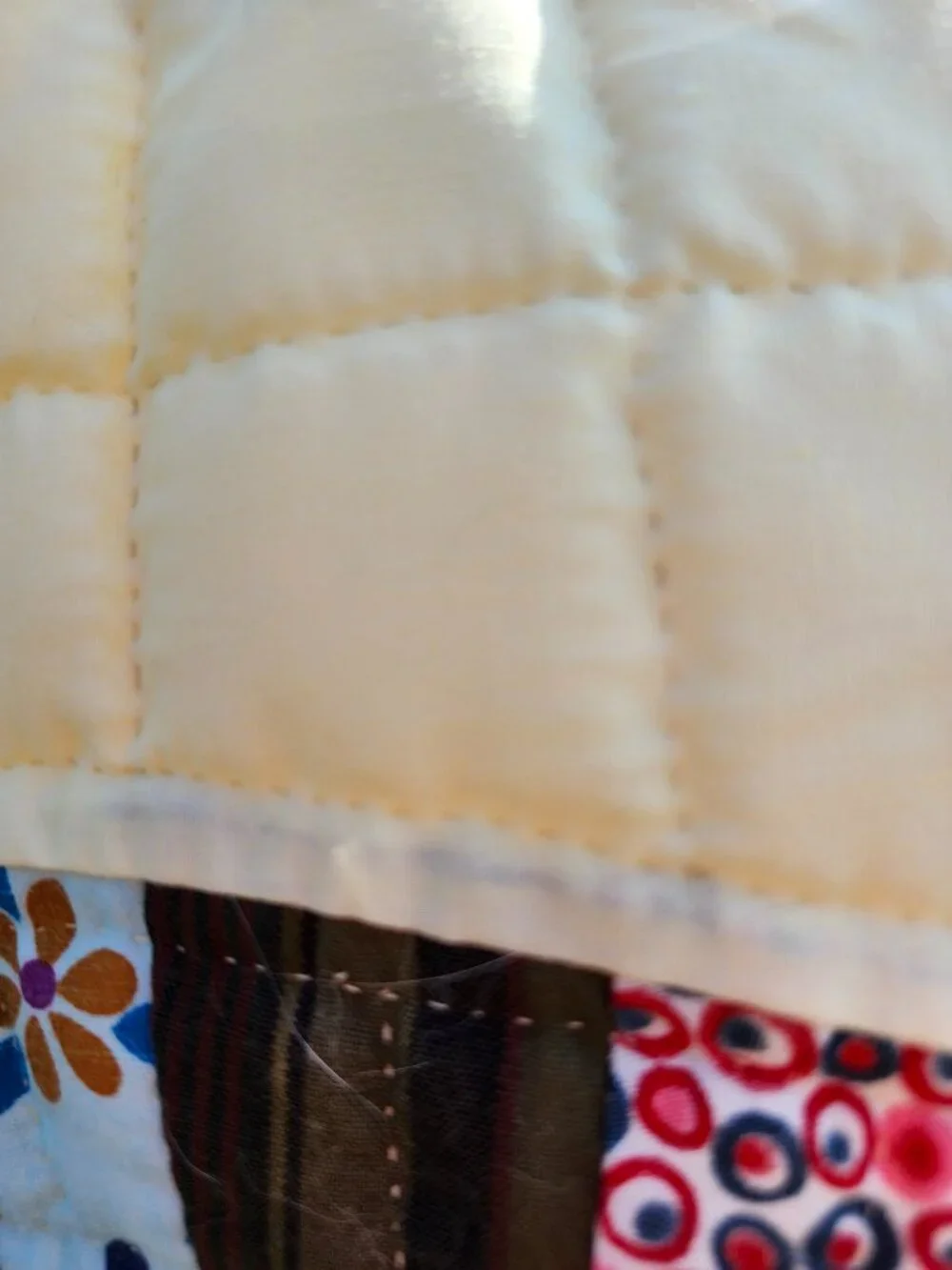 Vintage handmade scalloped double wedding ring quilt  79